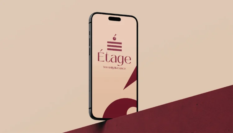 شعار إيتاج على شاشة الجوال